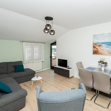 Apartman Marin Makarska Ngoại thất bức ảnh
