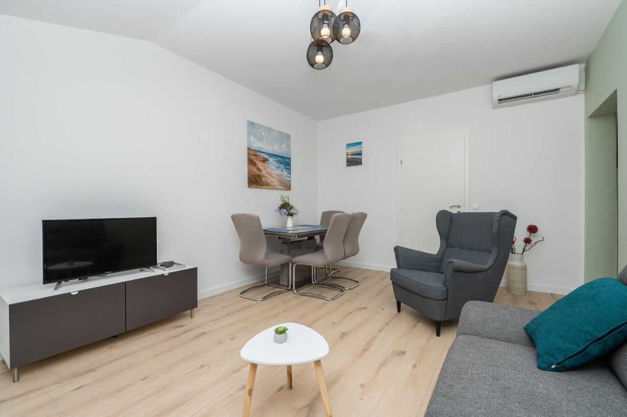 Apartman Marin Makarska Ngoại thất bức ảnh