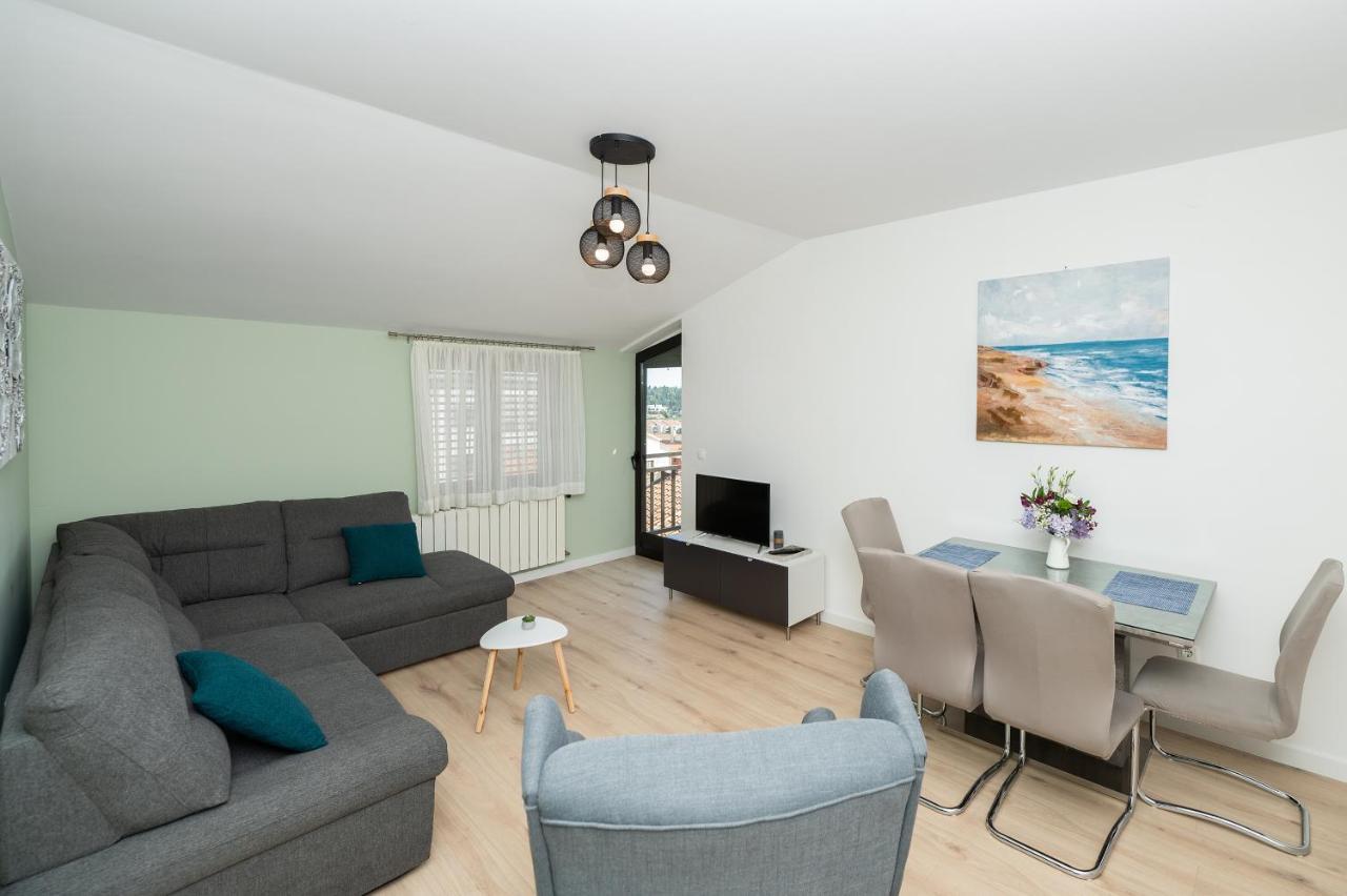 Apartman Marin Makarska Ngoại thất bức ảnh