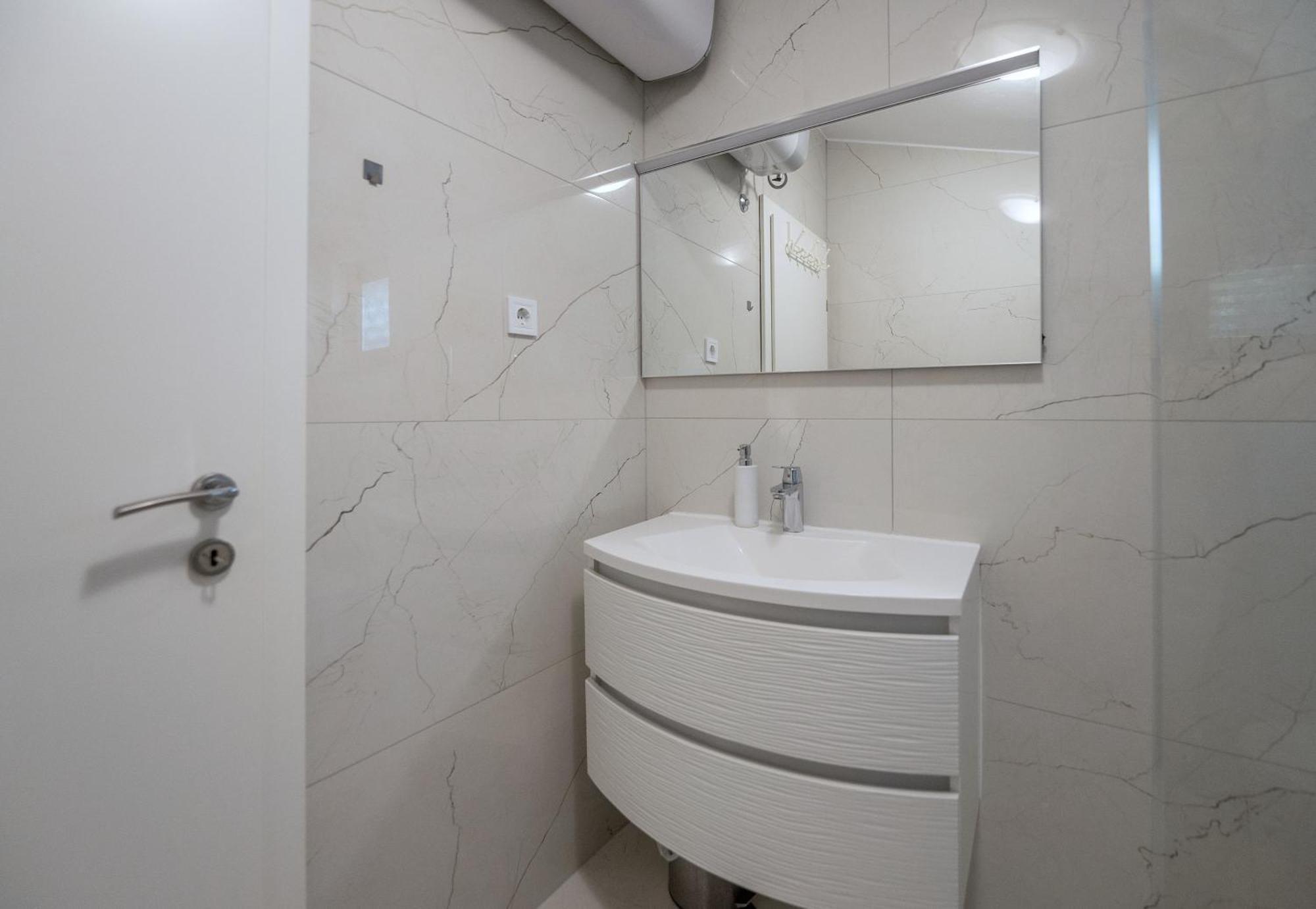 Apartman Marin Makarska Ngoại thất bức ảnh